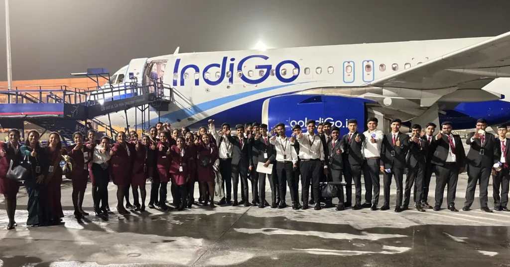 IndiGo Cabin Crew Salary in India 2026 fresher and experienced cabin crew monthly pay scale